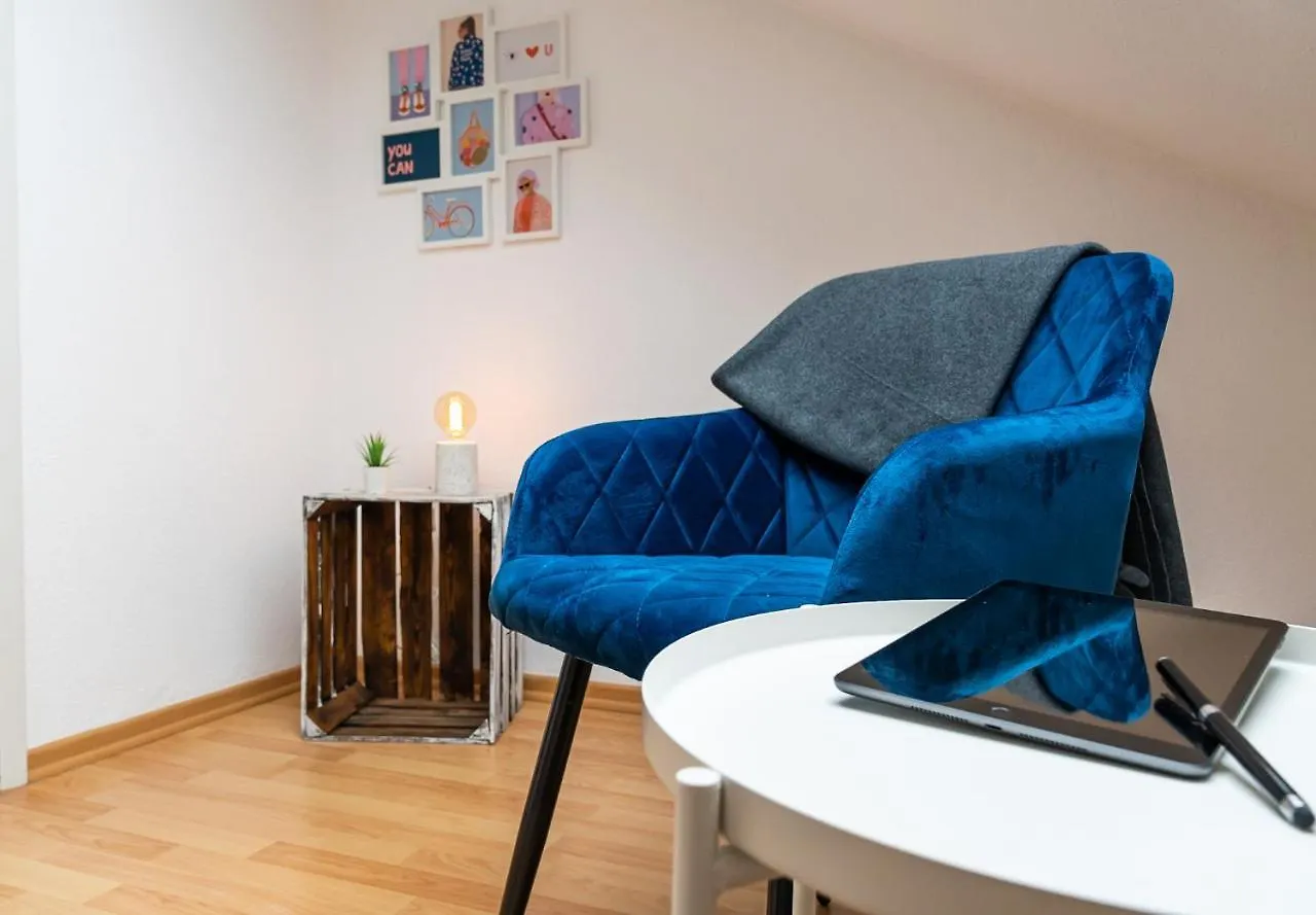 Ferienwohnung Loft 65 qm Netflix WLAN Boxspringbett bis 4 Pers Leipzig Apartment