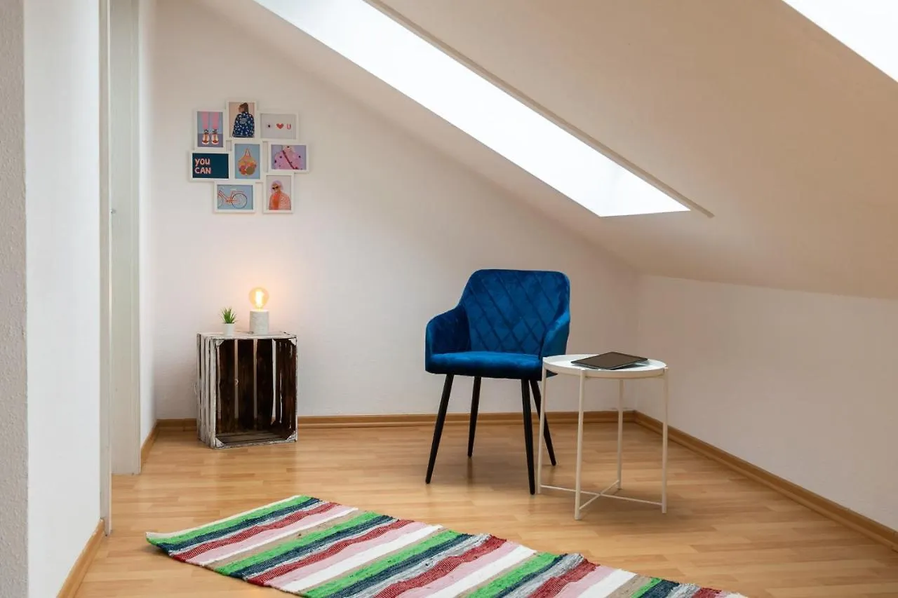 Ferienwohnung Loft 65 qm Netflix WLAN Boxspringbett bis 4 Pers Leipzig Apartment