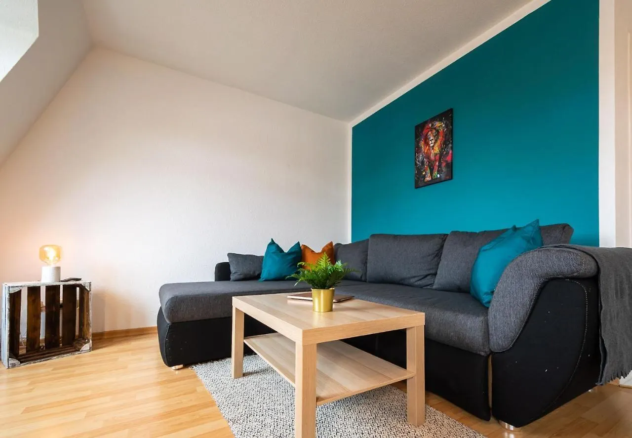 Ferienwohnung Loft 65 qm Netflix WLAN Boxspringbett bis 4 Pers Leipzig