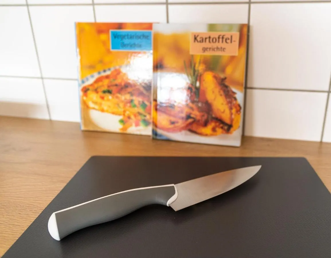 Apartment Ferienwohnung Loft 65 qm Netflix WLAN Boxspringbett bis 4 Pers Leipzig