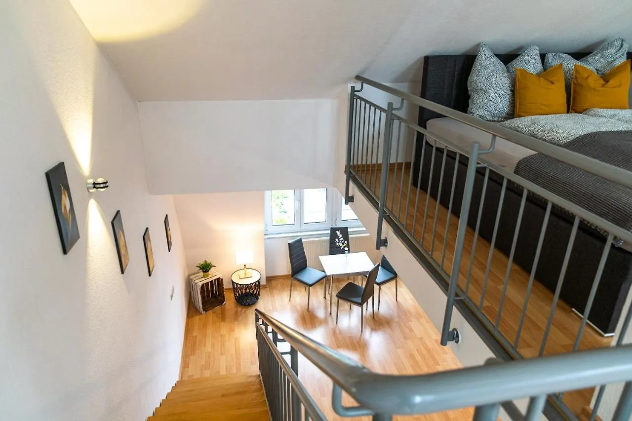 Ferienwohnung Loft 65 qm Netflix WLAN Boxspringbett bis 4 Pers Leipzig