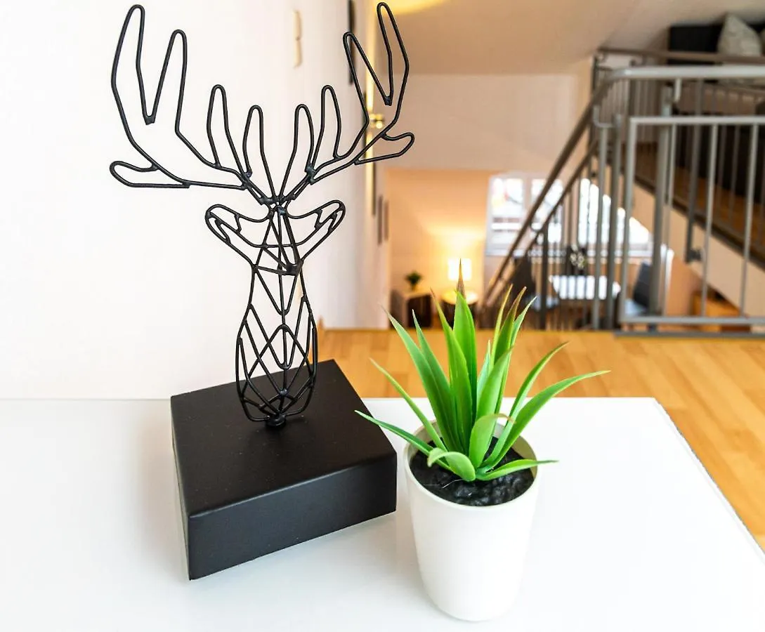 Ferienwohnung Loft 65 qm Netflix WLAN Boxspringbett bis 4 Pers Leipzig Apartment