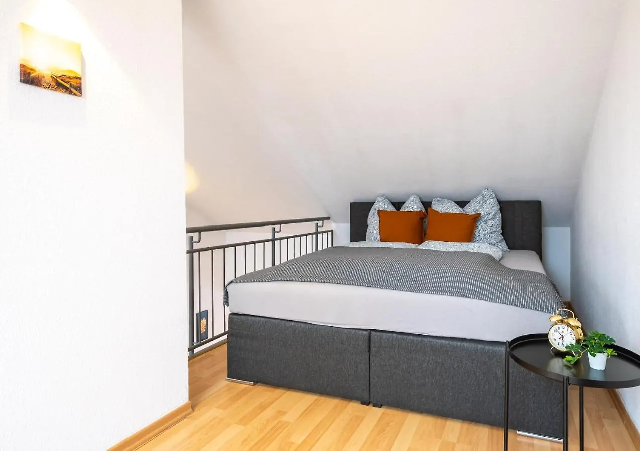 Blue Chili 99 - Grosszuegiges Loft Wlan Boxspringbett Bis 4 Pers Apartment Leipzig